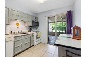 2303 2nd Court SE, Vero Beach, FL 32962 Sold 12/04/24
