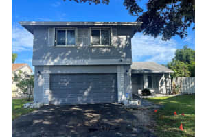 511 Mulberry Lane, Davie, FL 33325 Sold 11/20/24