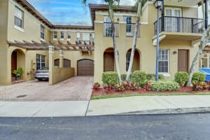 6854 Julia Gardens Drive, Coconut Creek, FL 33073 Sold 01/31/25