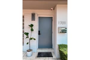 1701 SW 92nd Court, Miami, FL 33165 Sold 11/01/24