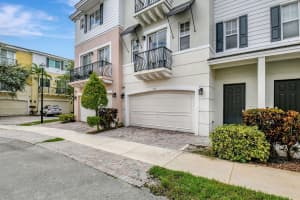 559 NW 39th Cir Circle, Boca Raton, FL 33431 Sold 11/01/24
