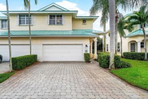 140 Barefoot Cove, Hypoluxo, FL 33462 Sold 11/25/24
