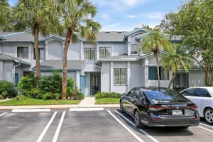 107 Harbour Pointe Way, Greenacres, FL 33413 Sold 01/07/25