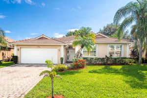 596 NW Waverly Circle, Port Saint Lucie, FL 34983 Sold 02/24/25
