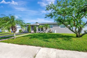 352 Winged Foot Road, Palm Springs, FL 33461 Sold 11/08/24