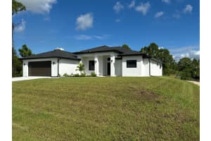 2712 40th Street W, Lehigh Acres, FL 33971 - MLS#R11021589