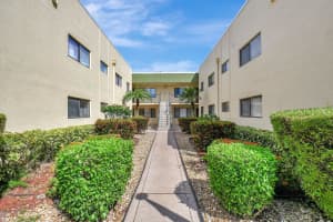 15217 Lakes Of Delray Boulevard 109, Delray Beach, FL 33484 - MLS#R11021623