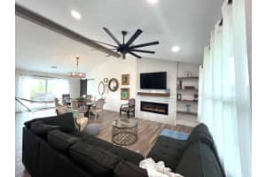 18284 NW 260th Street, Okeechobee, FL 34972 Sold 04/03/25