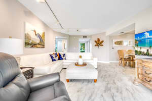 3951 Via Poinciana 113, Lake Worth, FL 33467 Sold 12/20/24