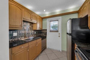 2850 W Golf Boulevard 110, Pompano Beach, FL 33064 Sold 03/10/25