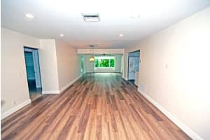 730 SW 27th Way, Boynton Beach, FL 33435 Sold 01/02/25