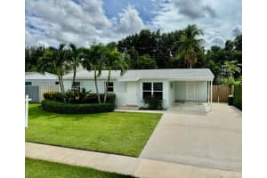 4398 Bamboo Drive, Palm Beach Gardens, FL 33410 Sold 11/15/24