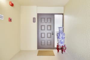 5188 Woodland Lakes Drive 137, Palm Beach Gardens, FL 33418 Sold 08/22/25