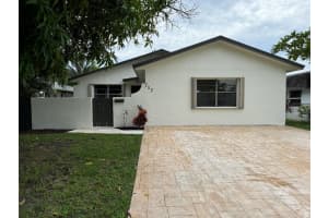 713 SW 6th Avenue, Delray Beach, FL 33444 Sold 12/06/24