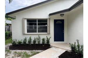 713 SW 6th Avenue, Delray Beach, FL 33444 Sold 12/06/24