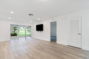 13724 Via Flora B, Delray Beach, FL 33484 Sold 10/25/24