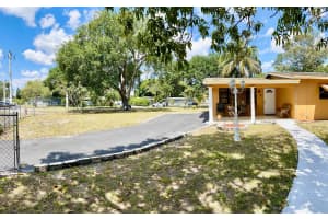 1536 NW 15th Avenue, Fort Lauderdale, FL 33311 Sold 10/31/24