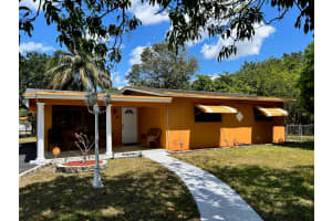 1536 NW 15th Avenue, Fort Lauderdale, FL 33311 Sold 10/31/24