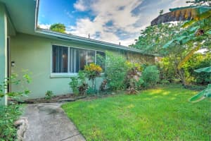 179 SE 27th Place, Boynton Beach, FL 33435 Sold 06/04/25