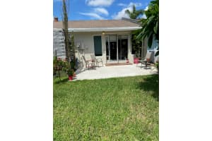 400 Lakewood Circle D, Margate, FL 33063 Sold 11/14/24