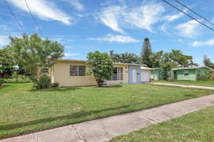 3280 SE Monte Vista Street, Port Saint Lucie, FL 34952 Sold 11/08/24