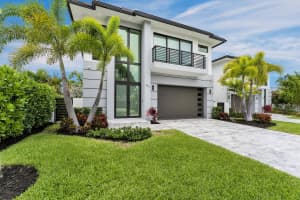 721 S Lake Avenue, Delray Beach, FL 33483 Sold 11/08/24