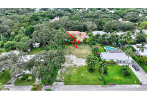 2404 Holly Lane, Palm Beach Gardens, FL 33410 Sold 02/18/25