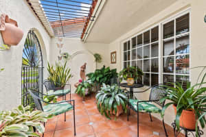 11440 SW 32nd Street, Miami, FL 33165 Sold 10/25/24