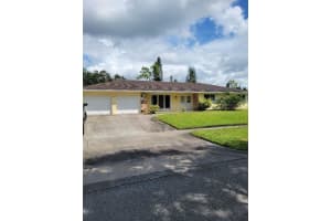7827 Saint Andrews Road, Lake Worth, FL 33467 Sold 03/27/25