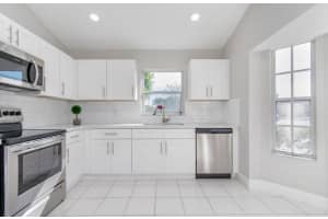 100 Pimlico Way, Royal Palm Beach, FL 33411 Sold 12/06/24