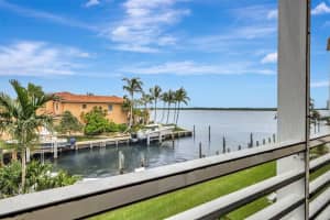 105 Paradise Harbour Boulevard 307, North Palm Beach