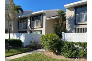 3215 S Lakeview Circle 12-103, Hutchinson Island