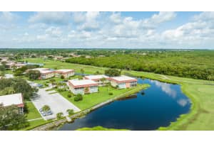 72 Royal Oak Court 204, Vero Beach, FL 32962 Sold 11/27/24