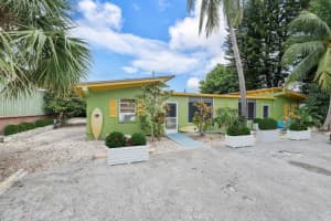 9 Sailfish Lane A&B, Ocean Ridge, FL 33435 Sold 02/14/25