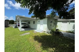 4520 38th Court, Vero Beach, FL 32967 Sold 05/09/25