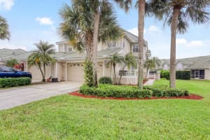 1686 SW Harbour Isles Circle, Port Saint Lucie, FL 34986 Sold 10/21/24