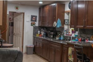 453 Davis Road, Palm Springs, FL 33461 Sold 03/31/25