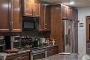 453 Davis Road, Palm Springs, FL 33461 Sold 03/31/25