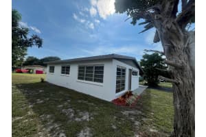 1311 15th Street, Vero Beach, FL 32960 Sold 05/06/25