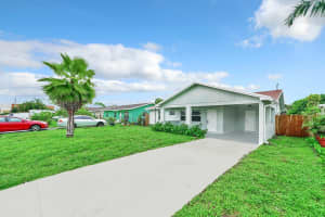 5074 Pinebreeze Ct, West Palm Beach, FL 33415, Sold 12/16/24