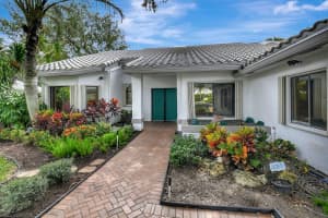 31 Hampshire Lane, Boynton Beach, FL 33436 Sold 11/02/24