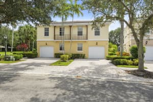 408 Capistrano Drive, Palm Beach Gardens, FL 33410 Sold 11/27/24