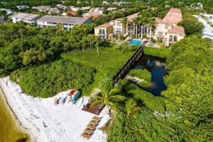 910 Via Villagio, Hypoluxo, FL 33462 Sold 12/23/24