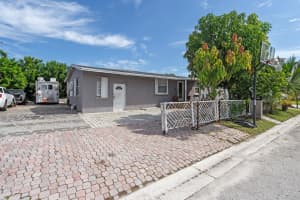 4297 Melaleuca Trail, West Palm Beach, FL 33406 Sold 01/31/25