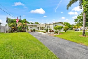 5601 Souchak Drive Drive, West Palm Beach, FL 33413 Sold 10/25/24