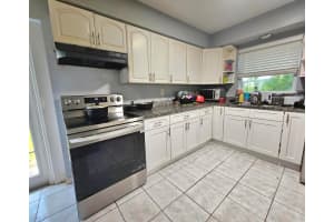 703 NW 11 Avenue, Okeechobee, FL 34972 Sold 12/31/24