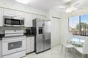 6866 Huntington Lane 307, Delray Beach, FL 33446 Sold 02/28/25