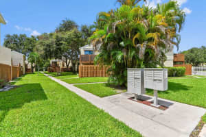 645 Executive Center Drive 101, West Palm Beach, FL 33401 Sold 01/17/25