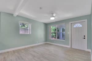 1008 W Hawie Street, Jupiter, FL 33458 Sold 04/28/25