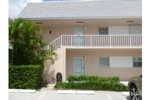 18081 Se Country Club Drive Bldg 6 Apt 51, Jupiter